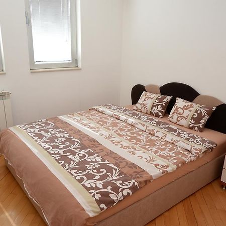 Exclusive Budget Apartments Скопье Экстерьер фото