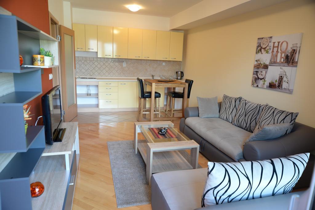 Exclusive Budget Apartments Скопье Экстерьер фото